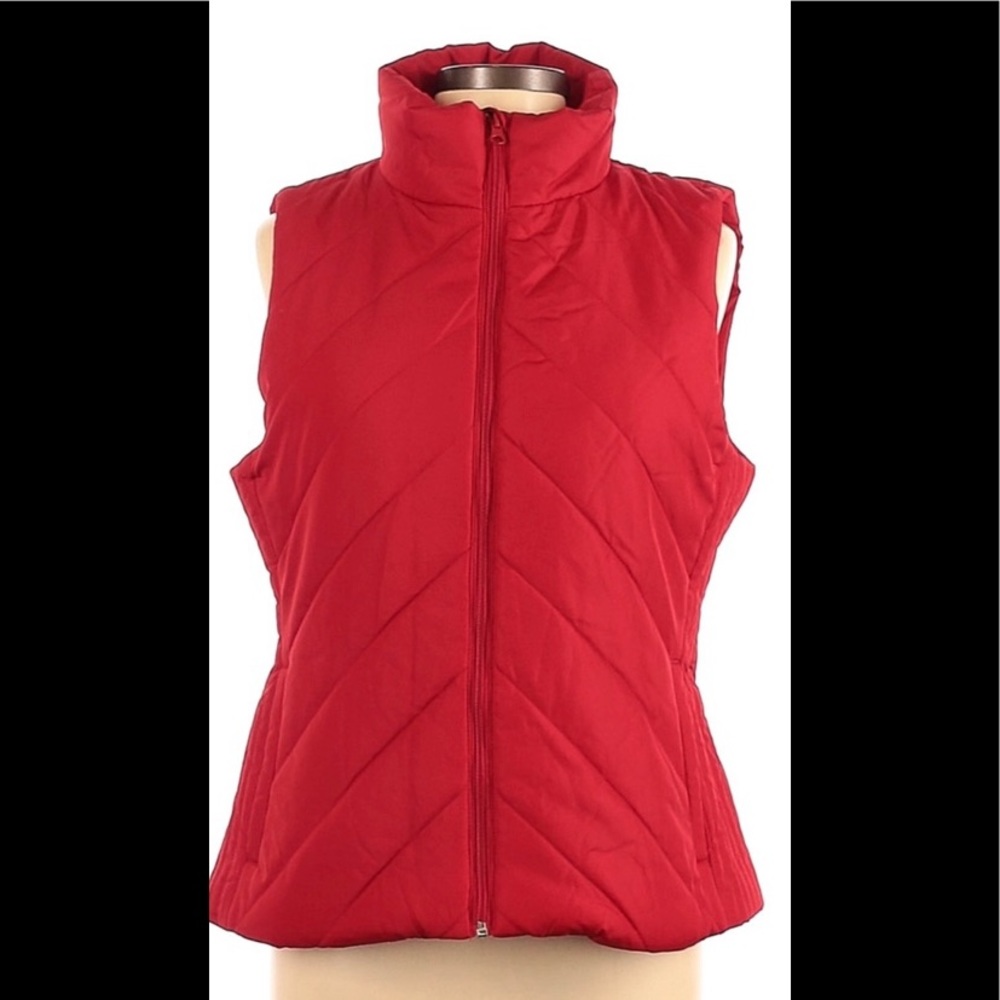 New York and Company-  Red Puffer Vest Size  Size XL